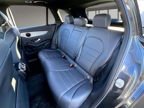 Used 2021 Mercedes-Benz GLC 300 4MATIC image 26