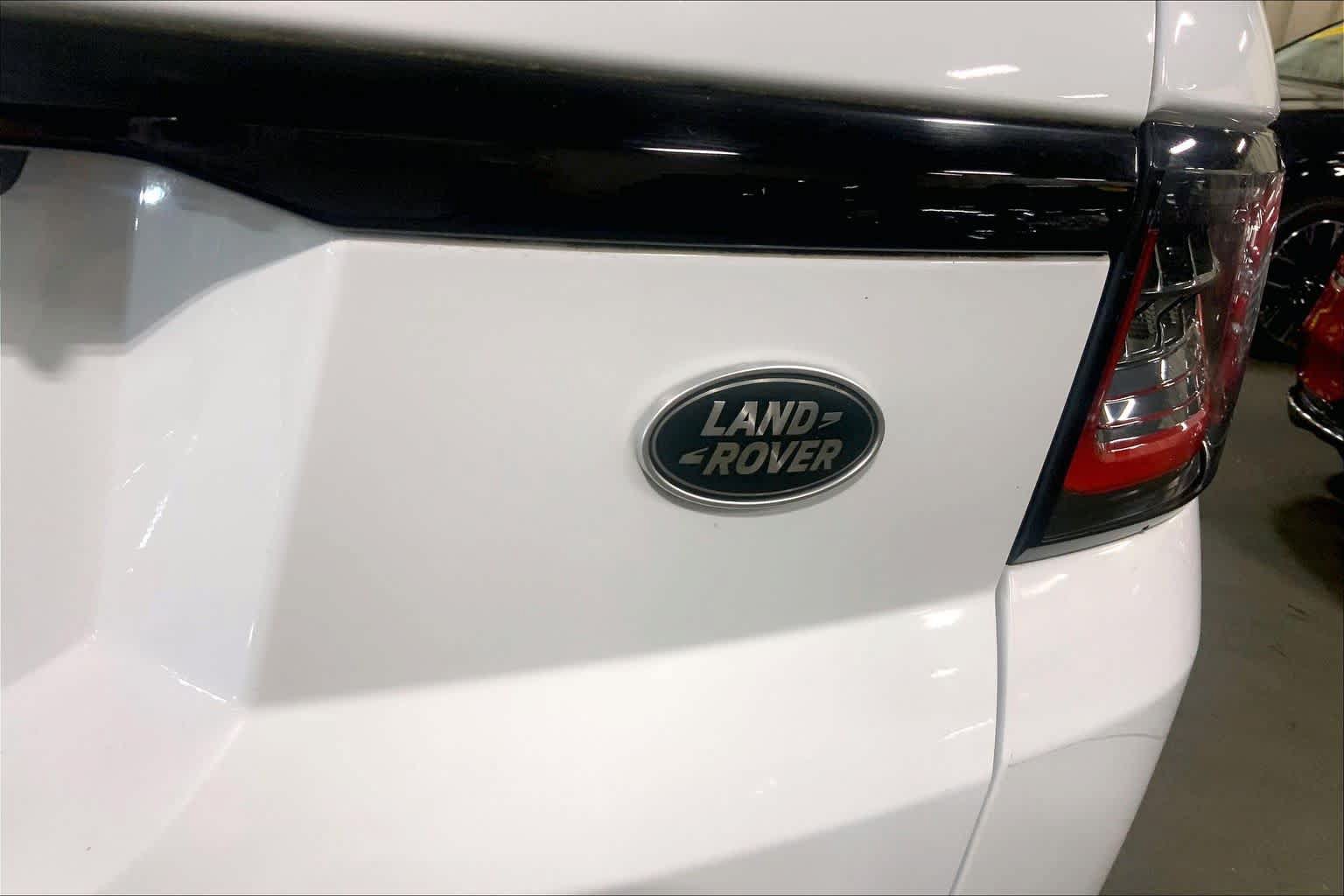 Used 2021 Land Rover Range Rover Sport HST AWD/4WD image 10