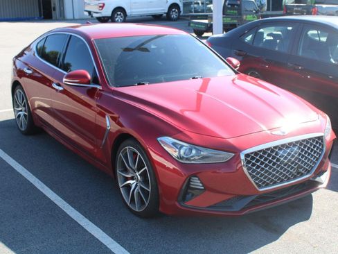 Used 2019 Genesis G70 3.3T Advanced RWD image 3
