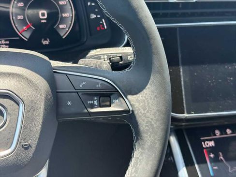New 2025 Audi Q7 3.0T Prestige image 23