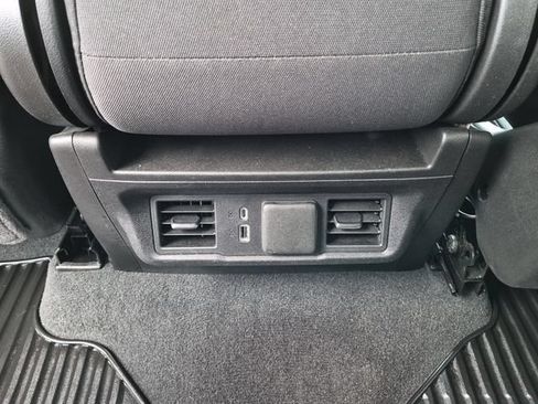 Used 2025 Chevrolet Silverado 2500 LT w/ Convenience Package AWD/4WD image 23