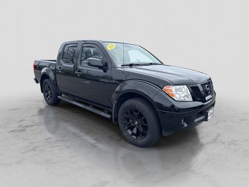 Used 2020 Nissan Frontier SV w/ Midnight Edition Floor Mats AWD/4WD image 9