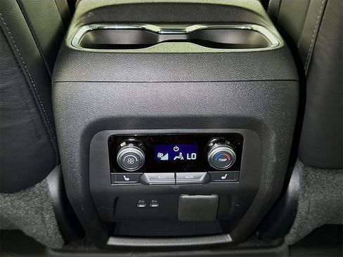 New 2026 GMC Acadia Denali Ultimate w/ LPO, Floor Liner Package image 14