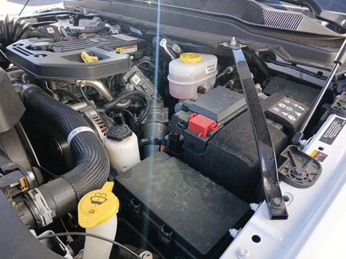 Used 2025 RAM 3500 Limited image 65