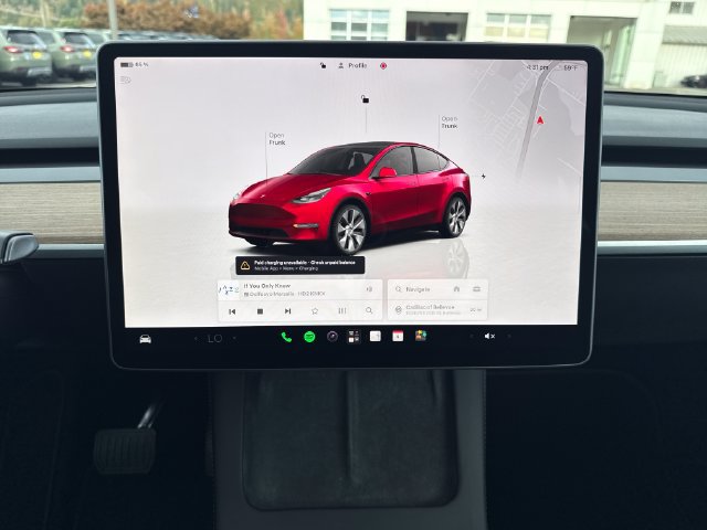 Used 2024 Tesla Model Y Long Range AWD/4WD image 25