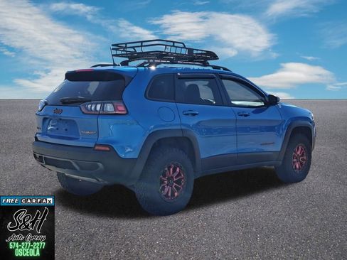 Used 2020 Jeep Cherokee Trailhawk image 7