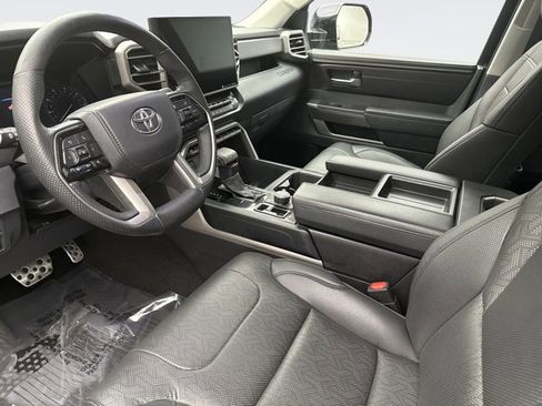 Used 2022 Toyota Tundra SR5 image 10