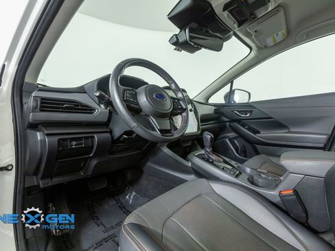 Used 2024 Subaru Crosstrek 2.5i Limited w/ Crosstrek Mirror Package image 10