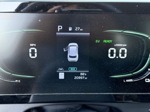 Certified 2023 Kia Sportage LX AWD/4WD image 20