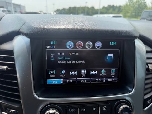 Used 2018 Chevrolet Tahoe LT w/ Luxury Package AWD/4WD image 23