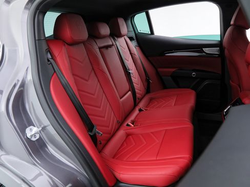 New 2026 Maserati Grecale Modena image 15