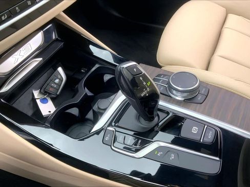 Used 2019 BMW X3 xDrive30i w/ Premium Package image 16