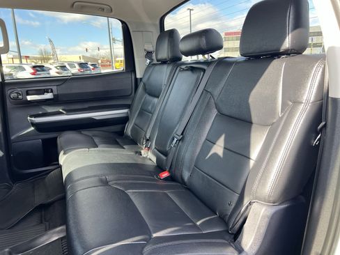Used 2017 Toyota Tundra SR5 image 24