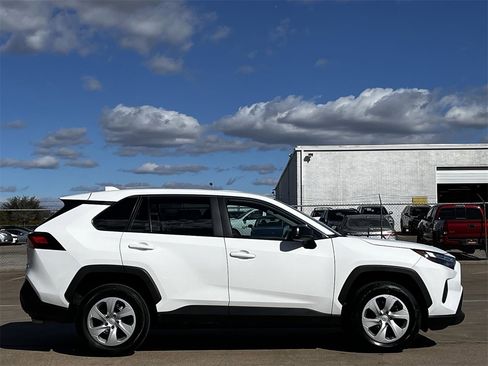 Used 2024 Toyota RAV4 LE image 3