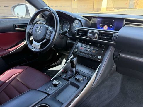 Used 2018 Lexus IS 300 F Sport RWD image 20
