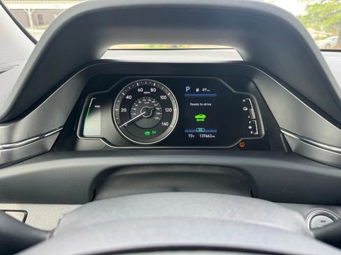 Used 2020 Hyundai Ioniq Blue image 27