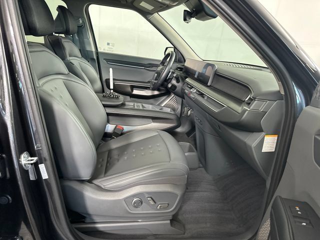 Used 2024 Kia EV9 Wind AWD/4WD image 33