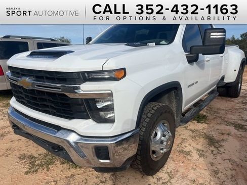 Used 2024 Chevrolet Silverado 3500 LT image 1