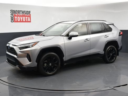Used 2022 Toyota RAV4 SE AWD/4WD image 8