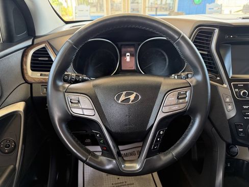 Used 2018 Hyundai Santa Fe Sport 2.0T FWD image 15