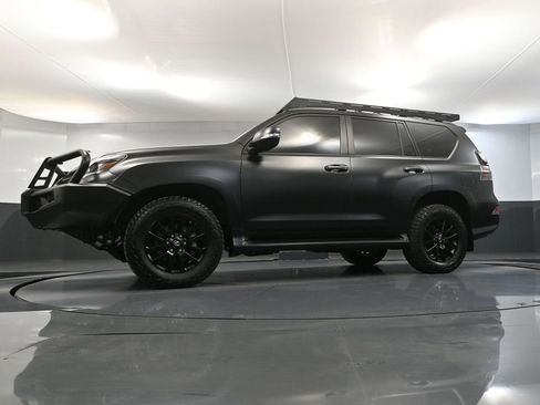 Used 2023 Lexus GX 460 w/ Black Line Special Edition AWD/4WD image 57