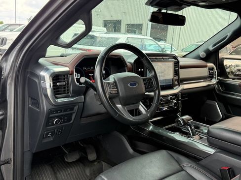 Used 2022 Ford F150 Lariat w/ Equipment Group 502A High AWD/4WD image 4