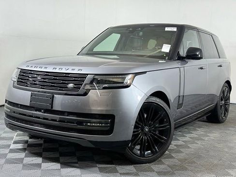 Used 2024 Land Rover Range Rover Autobiography image 1