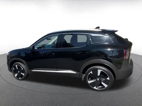 Used 2026 Nissan Kicks SR AWD/4WD image 10