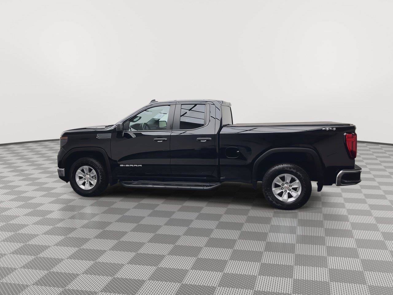 Certified 2022 GMC Sierra 1500 Pro w/ Pro Value Package AWD/4WD image 35