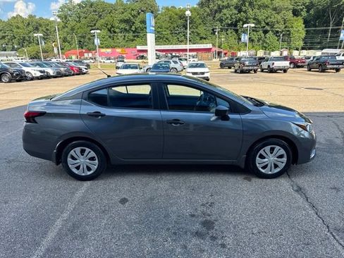 Used 2024 Nissan Versa S w/ Trunk Package FWD image 5