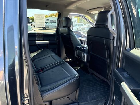 Used 2017 Ford F350 Lariat w/ Lariat Value Package AWD/4WD image 24