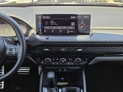 Certified 2025 Honda Accord Sport image 21