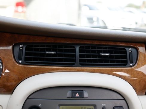 Used 2005 Jaguar X-TYPE 3.0 image 33