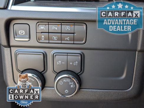 Certified 2025 Chevrolet Tahoe LS RWD image 16