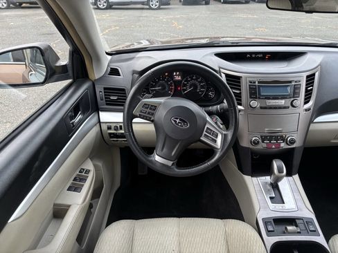 Used 2012 Subaru Legacy 2.5i Premium w/ All-Weather Pkg image 11