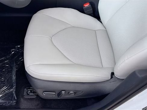 New 2026 Toyota Grand Highlander AWD image 18