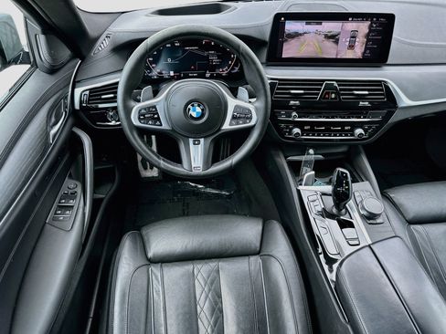 Used 2021 BMW M550i xDrive AWD/4WD image 24