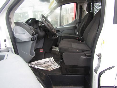 Used 2019 Ford Transit 250 130 Low Roof w/ Exterior Upgrade Package image 13