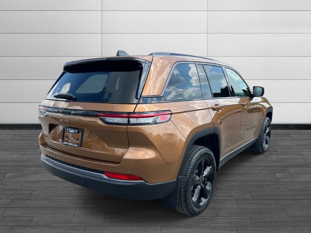 New 2027 Jeep Grand Cherokee Limited AWD/4WD image 4