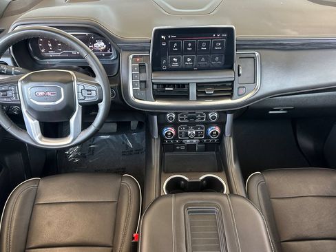 Used 2023 GMC Yukon SLT w/ SLT Premium Package RWD image 16