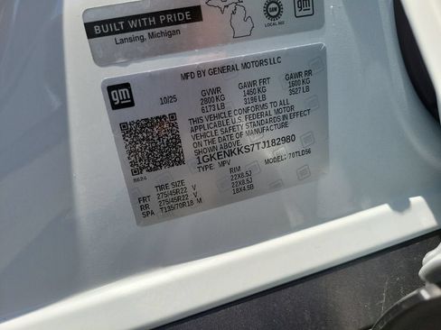 Used 2026 GMC Acadia Elevation w/ Black Edition FWD image 33