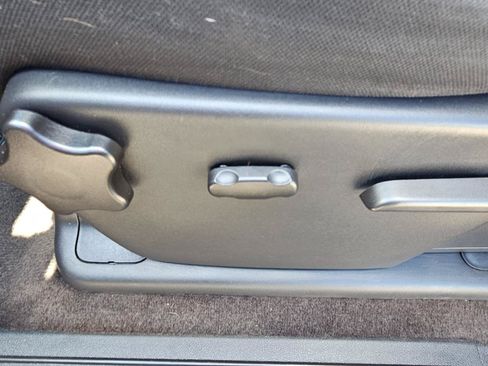 Used 2013 Chevrolet Silverado 1500 LT RWD image 31