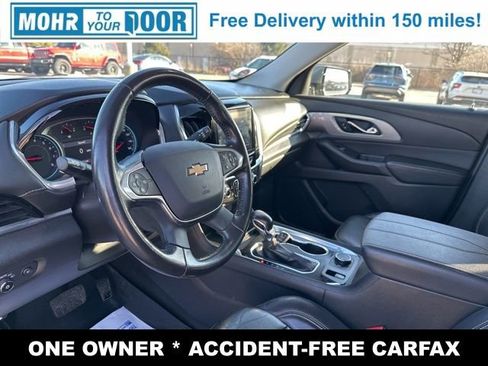 Used 2021 Chevrolet Traverse LT image 10