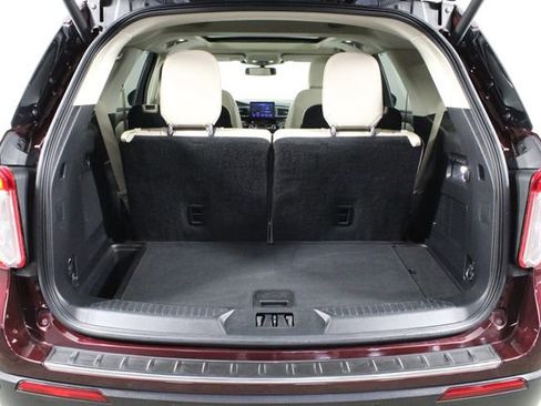 Used 2022 Ford Explorer Limited w/ Equipment Group 301A image 12