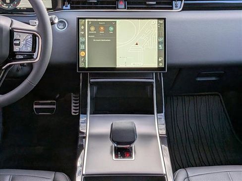 New 2026 Land Rover Range Rover Evoque Dynamic SE image 11