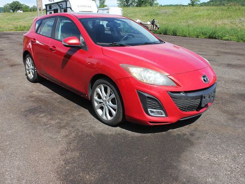 Used 2010 MAZDA MAZDA3 s Sport FWD image 2
