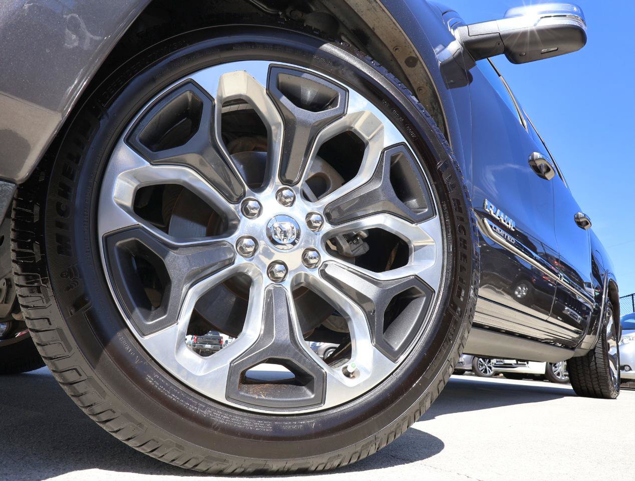 Used 2019 RAM 1500 Limited AWD/4WD image 25