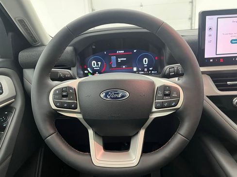 New 2026 Ford Explorer Active w/ Active Comfort Package image 20