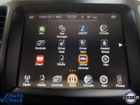 Used 2017 Jeep Cherokee Overland w/ Technology Group image 42