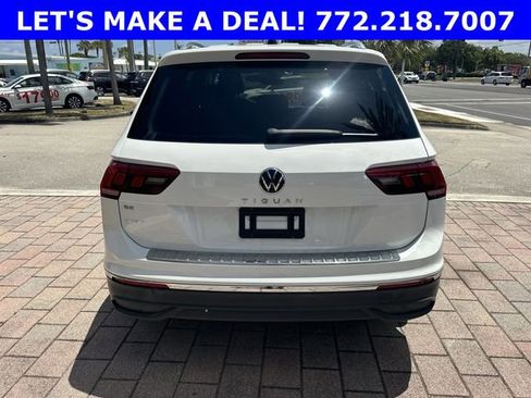Certified 2022 Volkswagen Tiguan SE FWD image 8